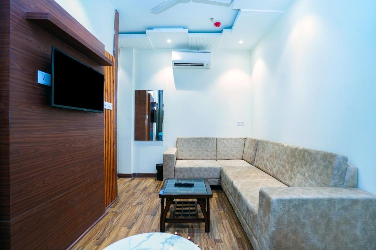 Hotel Aura Grand By Levelup Hotels Amritsar Ngoại thất bức ảnh