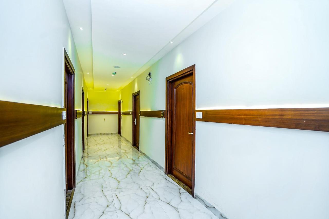 Hotel Aura Grand By Levelup Hotels Amritsar Ngoại thất bức ảnh