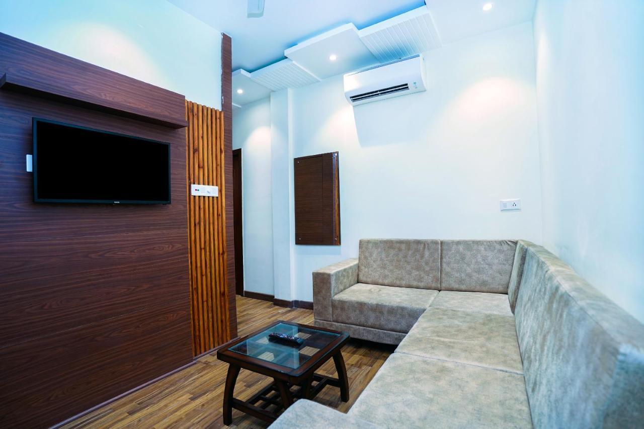 Hotel Aura Grand By Levelup Hotels Amritsar Ngoại thất bức ảnh